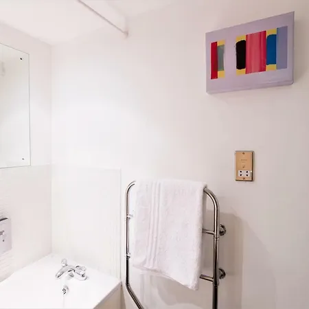 Lejlighed Lux City Centre 2 Bedroom Yourapartment